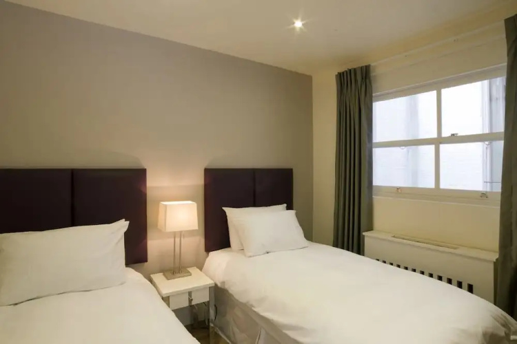Oxbridge Apartments