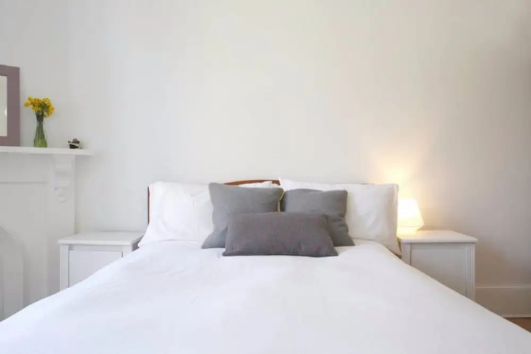 1 Bedroom Apartment In Morningside