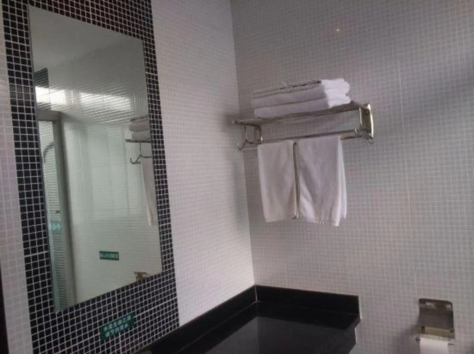 Huajing Hotel