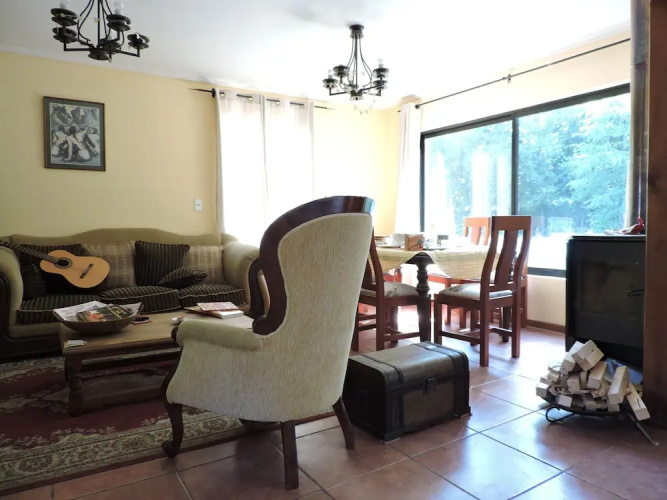 Casa de Noah Bed & Breakfast