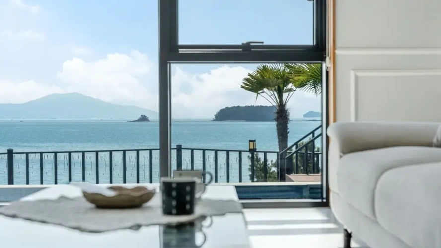 2 Bedrooms Villa with ocean view