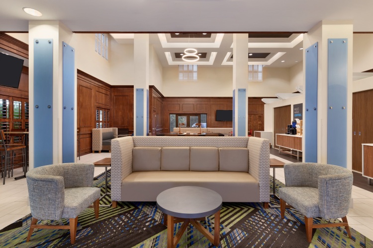 Holiday Inn Express & Suites Mount Pleasant-Charleston photo 9