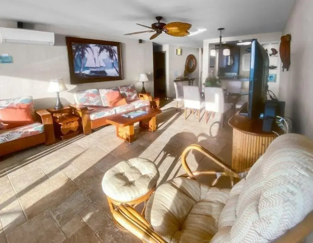 Menehune Shores, #115^ 3 Bedroom Condo by RedAwning