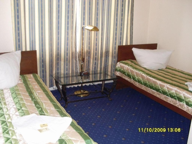 Economy Family room