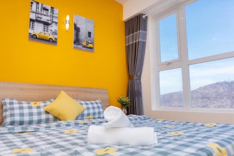 2 Bedrooms Apartment