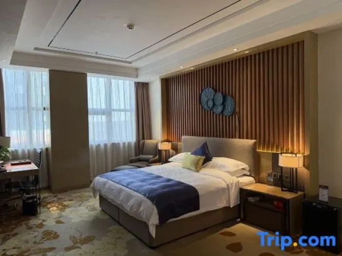 Presidential Family Suite