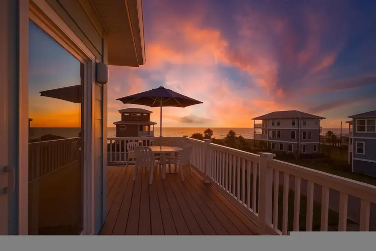 Beachfront 5BR Home With Ocean Views