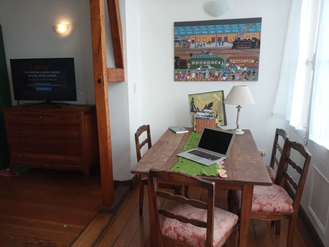 1 Bedroom Apartment with balcony and with bay view