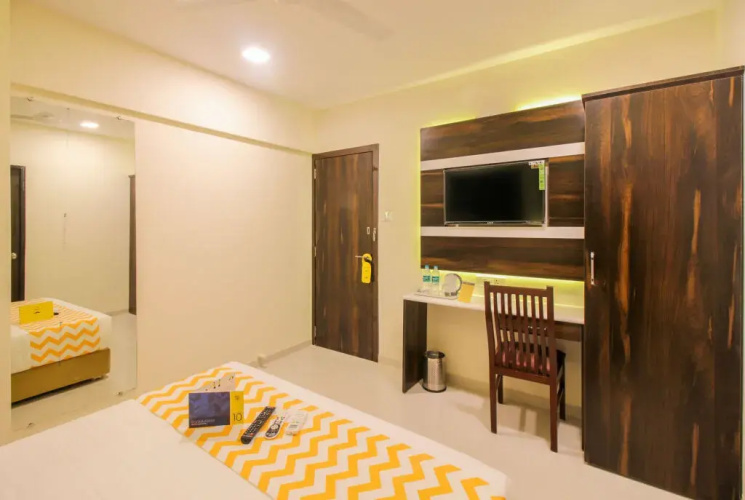 Hotel Embassy Park
