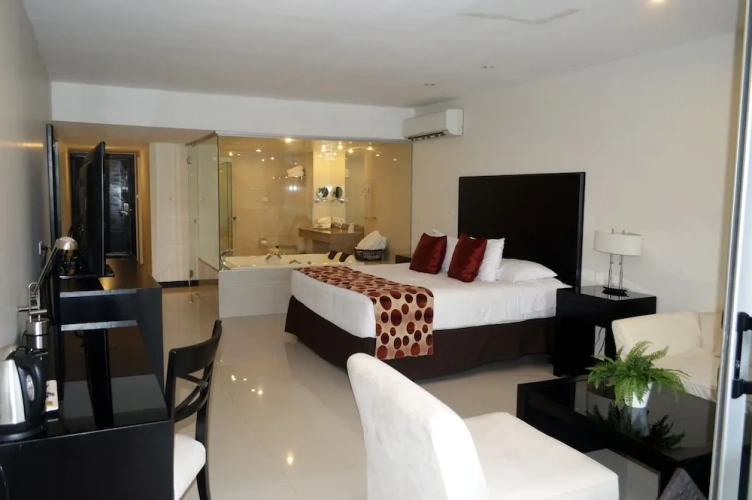 Luxury Double Suite with pool view