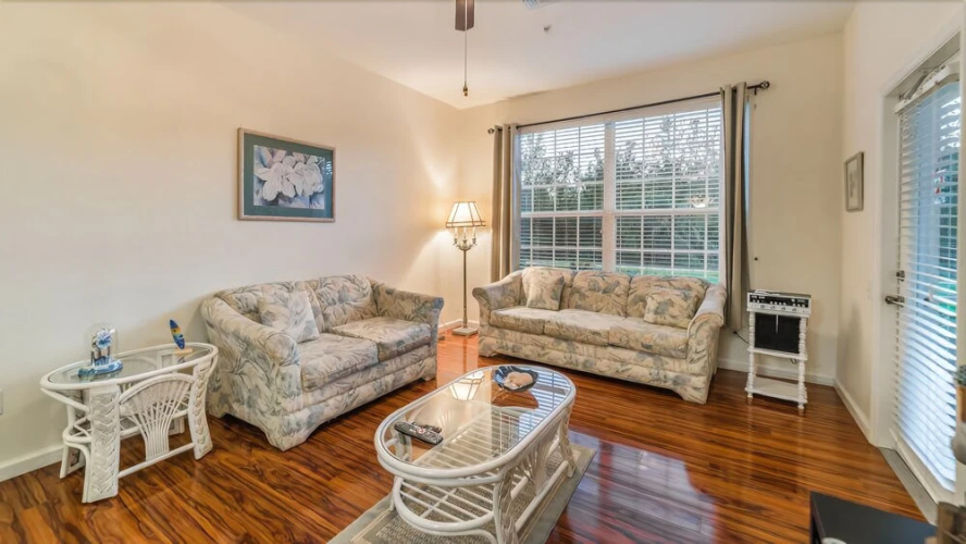 2304 Silver Palm Drive #105