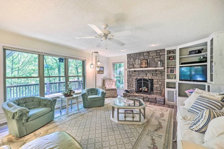 2 Bedrooms Cottage