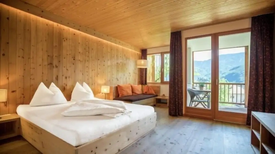 Superior room