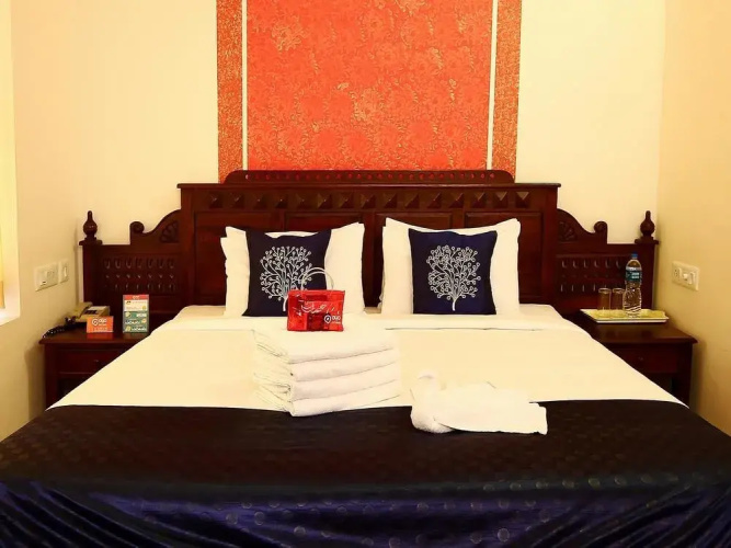 Krishna Regency by OYO Rooms