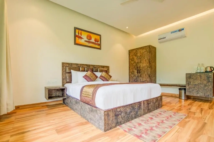 Deluxe Double room with balcony