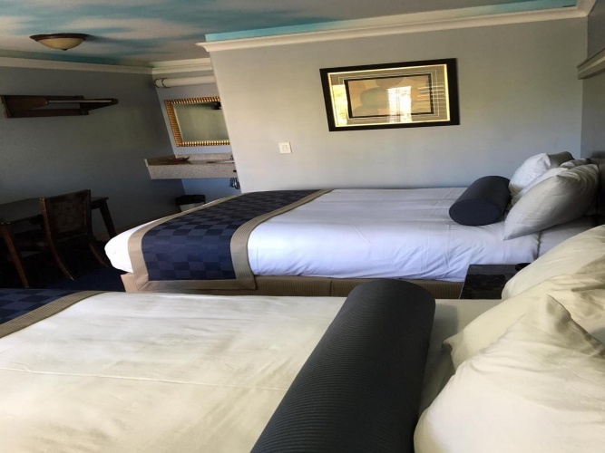 Standard Quadruple room