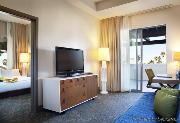 Kimpton Shorebreak Resort photo 8