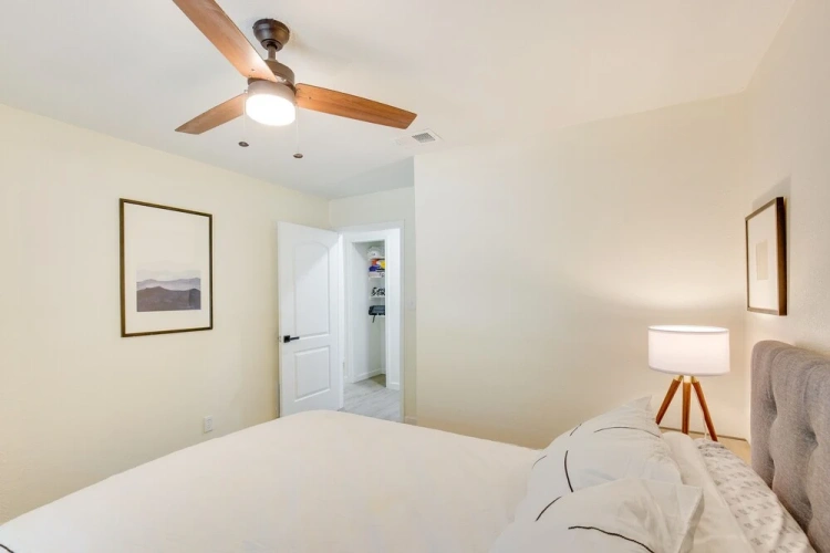 4 Bedrooms Standard room