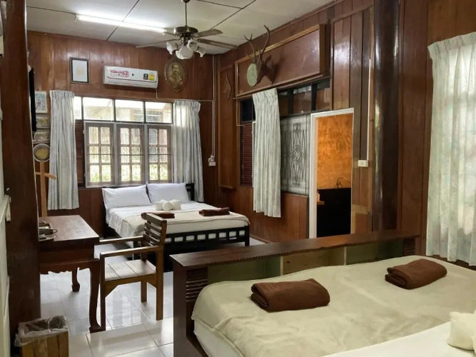 Standard Family room