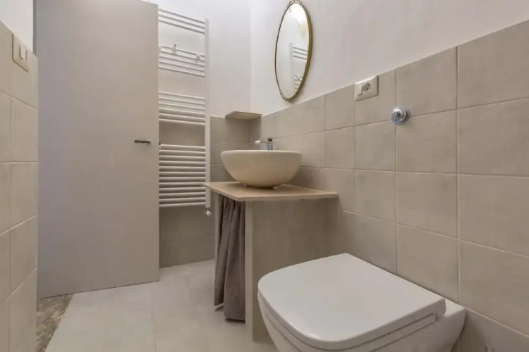 2082 Casa Gegè