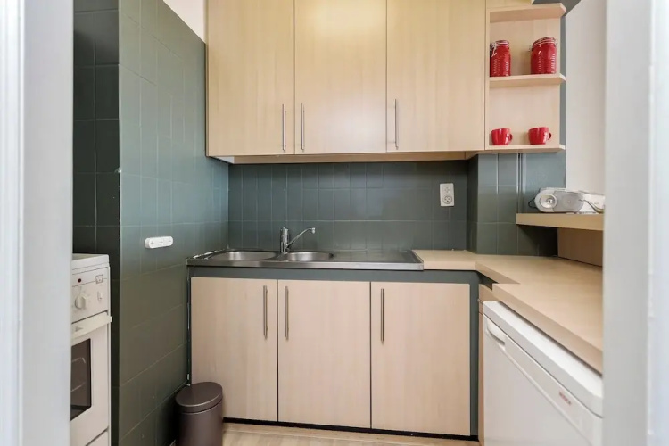 Flat in Blankenberge With Marina Views