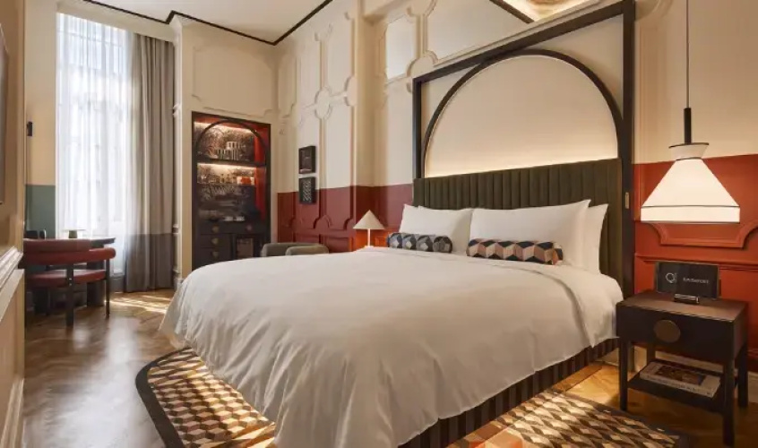 Deluxe Single room