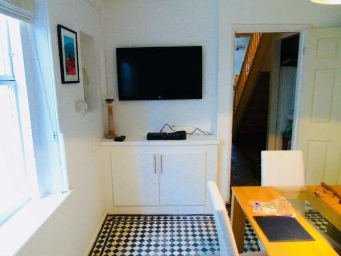 Willows - Cardiff Guest House