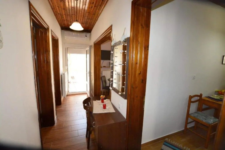 Eveline House