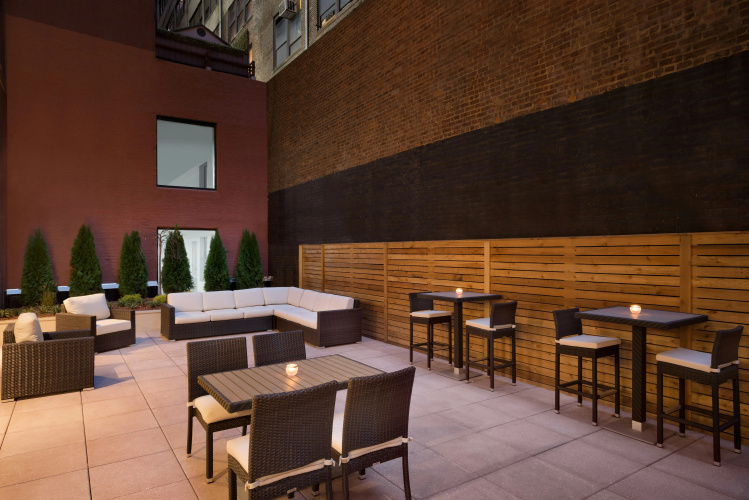 Hilton Garden Inn New York Times Square South photo 25