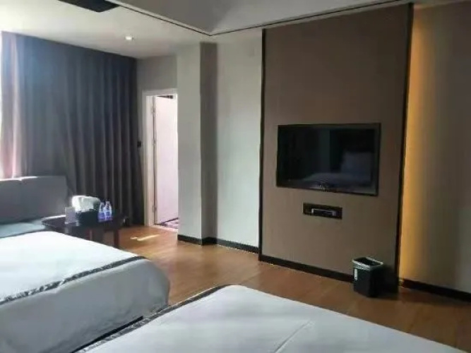 Pingguo Weisner Theme Hotel