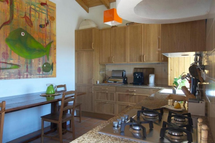 4 Bedrooms Apartment