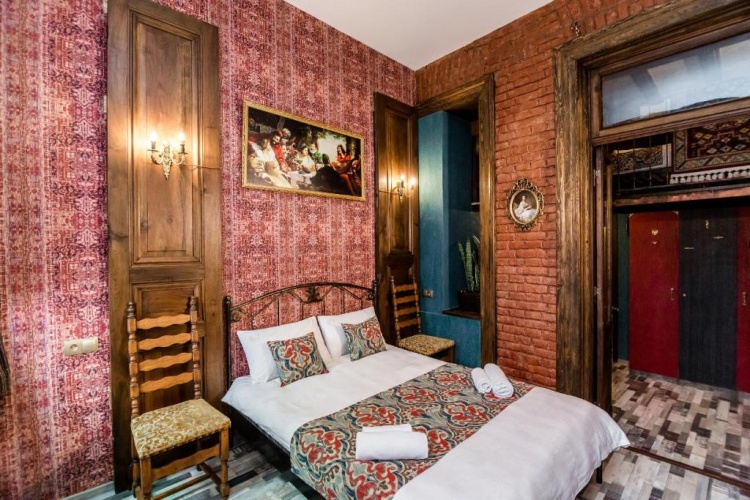 Quadruple Suite