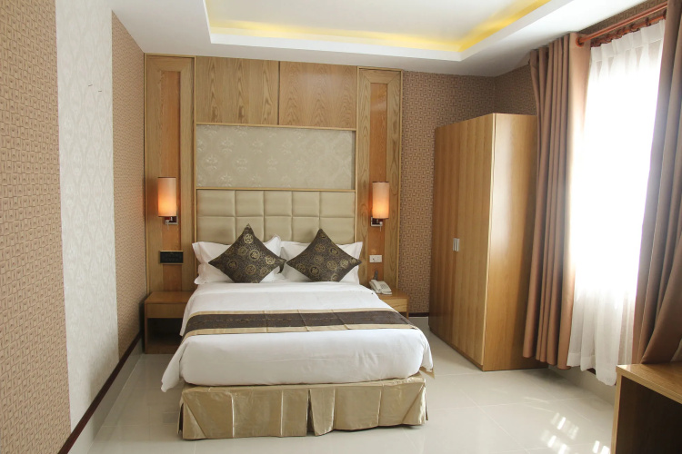 West Hotel