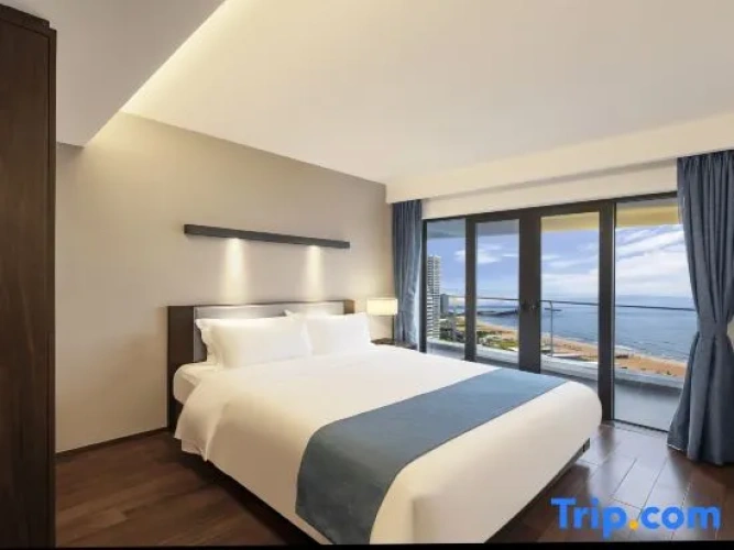 1 Bedroom Suite with ocean view