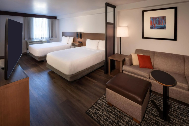 Hyatt Place Seattle Downtown