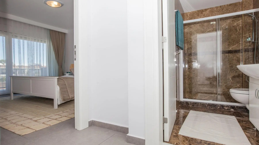 Truemar Hotels & Suites