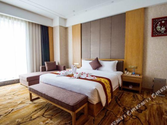 Deluxe Double Suite