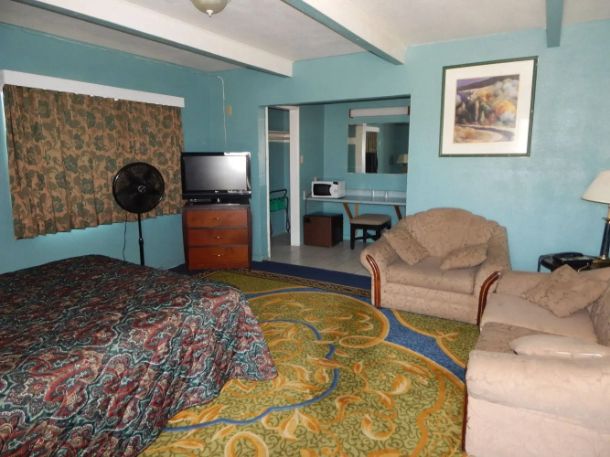 M B Motor Inn