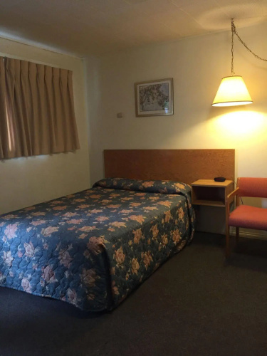 Yellow Quill Motel