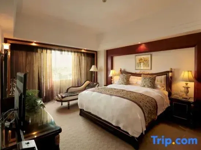 Presidential Quadruple Suite