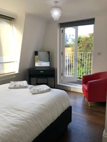 Premium Quadruple Apartment with city view