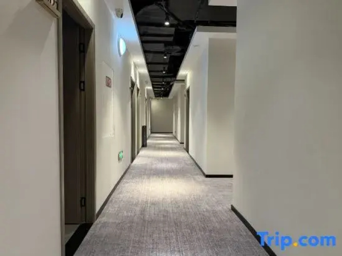 Yunlan Hotel