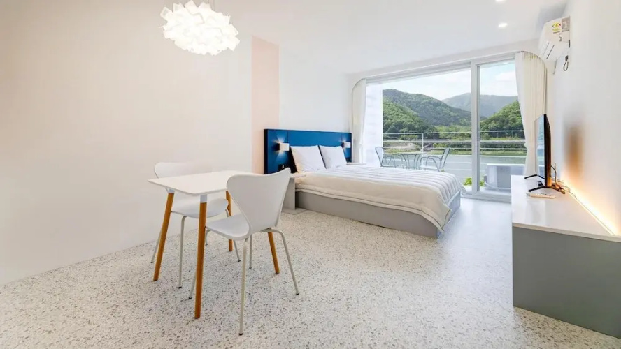 Gapyeong Rowa River View Pension