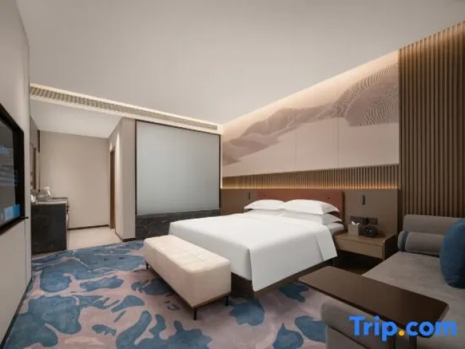 Deluxe Double Suite