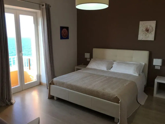 Blu Bed & Breakfast