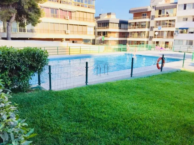 3 Bedrooms Apartment