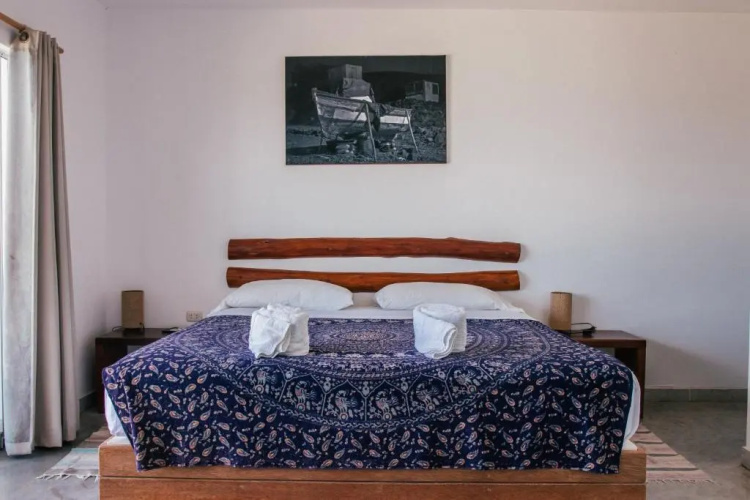 Baja Canoas Hotel