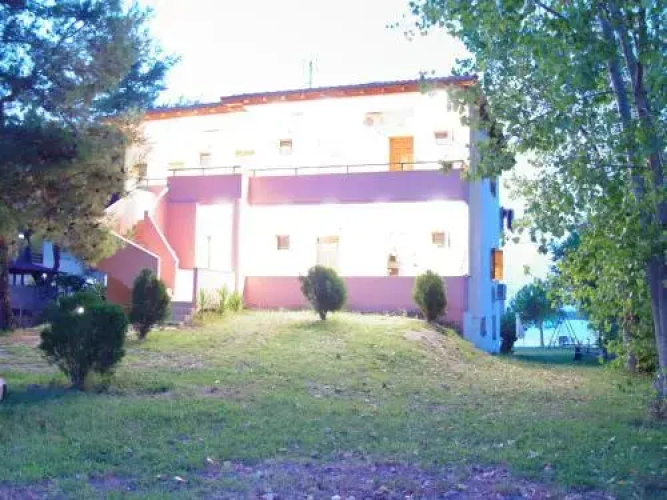 Studios Efi Beach