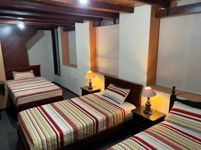 Standard Triple room