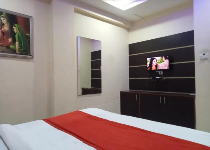Hotel Krishna Palace Vastrapur